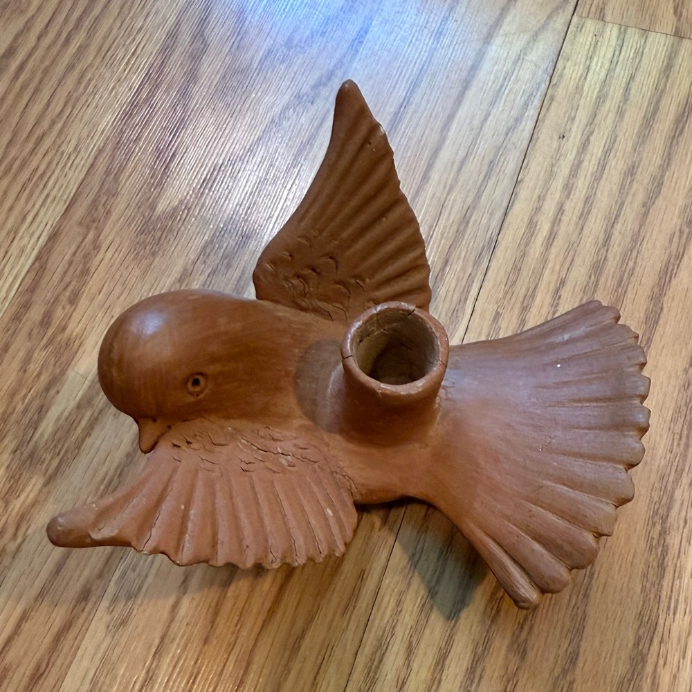 Primitive Paloma Open Wings,Tucked Head
 Red Clay Candleholder or Budvase